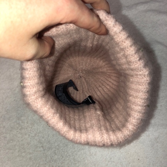 Hat - Picture 2 of 4